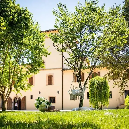 Spoleto Luxury Mill House, Spoleto Centre 10 Mins San Giovanni Di Baiano