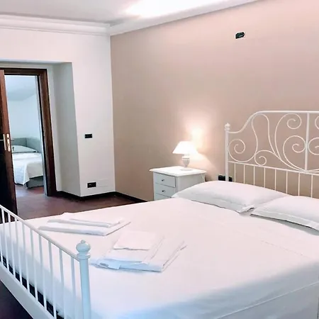 Spoleto Luxury Mill House, Spoleto Centre 10 Mins Villa
