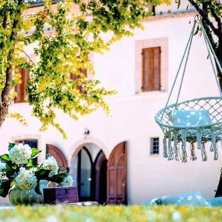 Spoleto Luxury Mill House, Spoleto Centre 10 Mins * San Giovanni Di Baiano